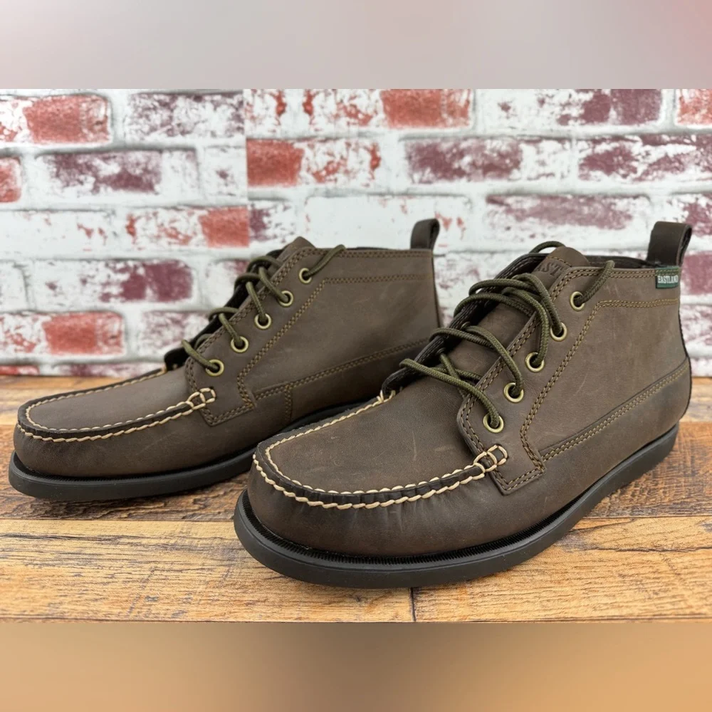 Eastland Men's Seneca Chukka Boots, Dark Brown US Size 10 (New in Box)